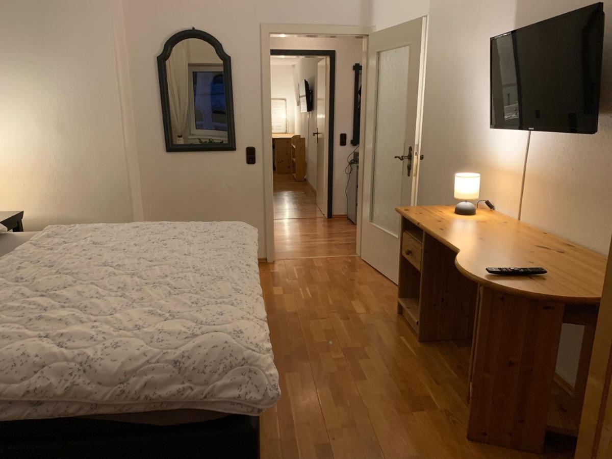 Sudstadt-Fewo Mit Grossem Balkon Nahe City Und Meer - Uber Den Dachern Von Whv Wilhelmshaven Exterior photo